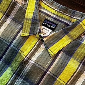 Patagonia Common Threads Lime/Yellow‎ and Gray Casual Button Down Shirt
